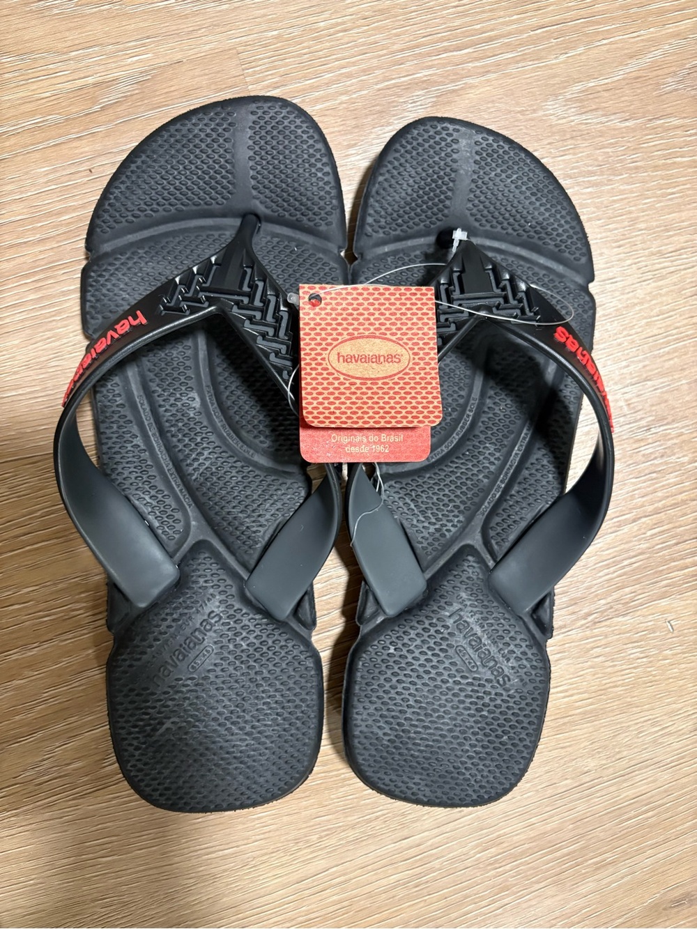 NWT Havaianas Power 2.0 Black Flip Flops 13/14
